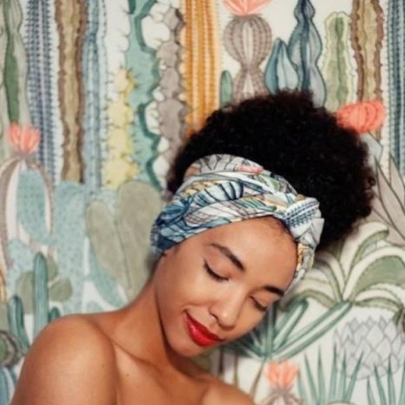 Women's Designer Fashion Scarves Sheer By Oori - Picture 8 of 8